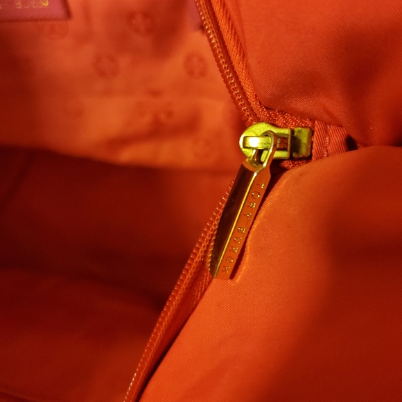 Tory Burch HOT PINK **HANDBAG!!! - Picture 4 of 9